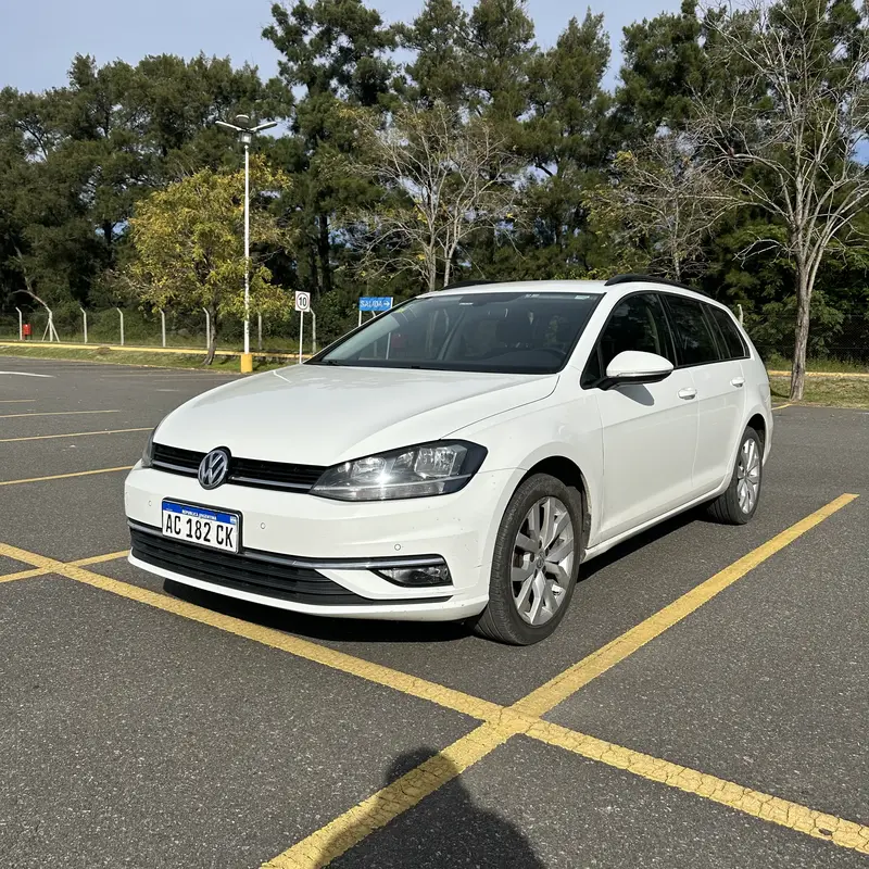 Mirá esta publicación de Volkswagen Golf Variant