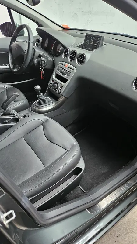 Mira esta publicación de Peugeot 308 2013 en Motordil