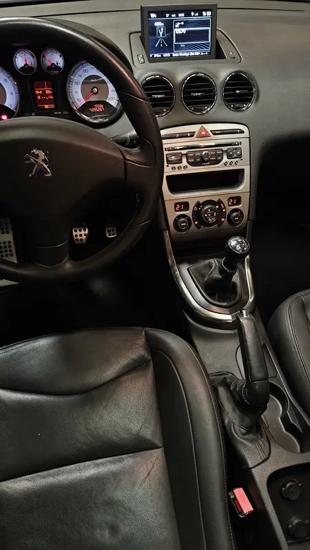 Mira esta publicación de Peugeot 308 2013 en Motordil