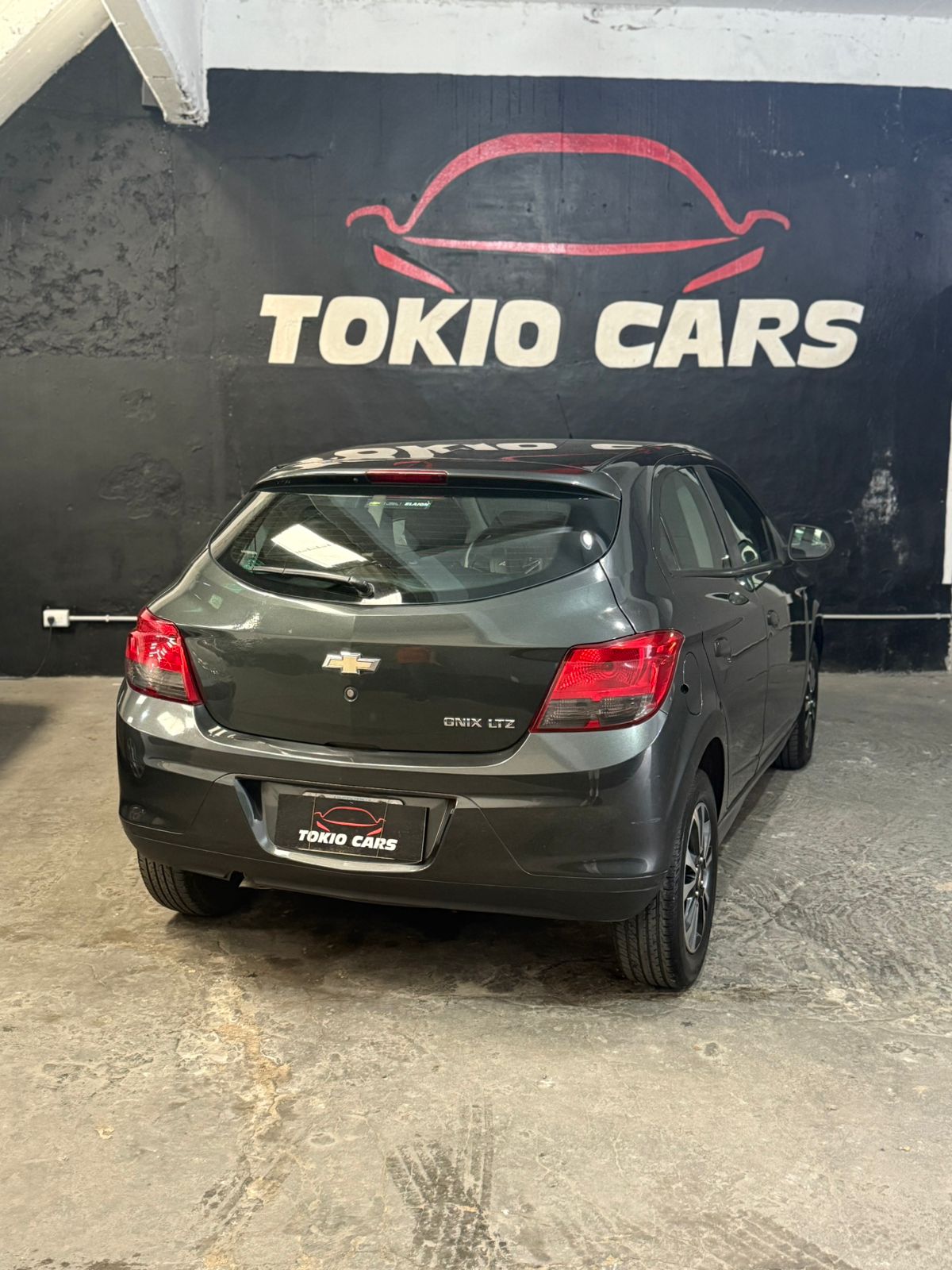 Mira esta publicación de Chevrolet Onix 2017 en Motordil