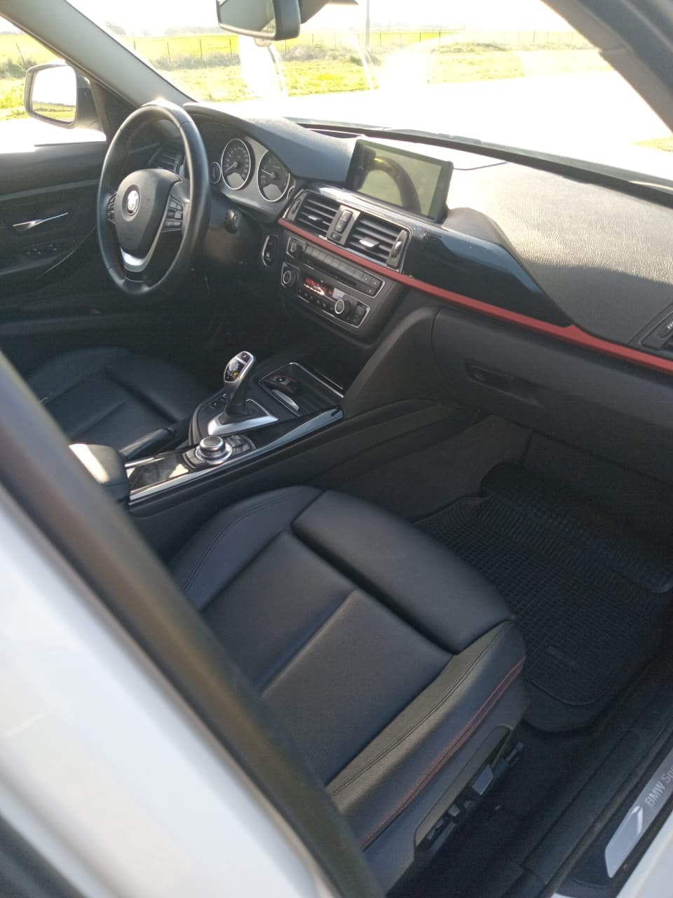 Mira esta publicación de BMW Serie 3 2014 en Motordil