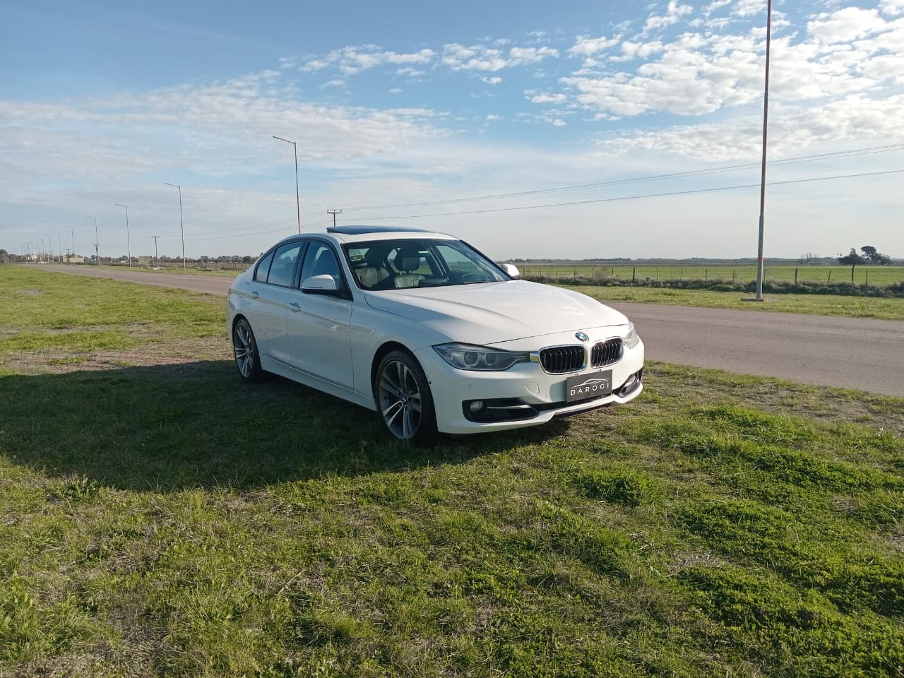Mira esta publicación de BMW Serie 3 2014 en Motordil