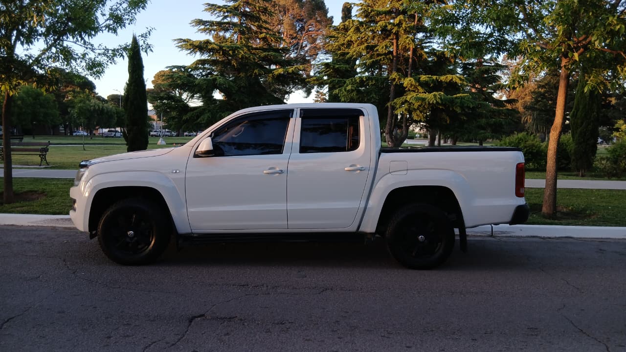 Mira esta publicación de Volkswagen Amarok 2013 en Motordil