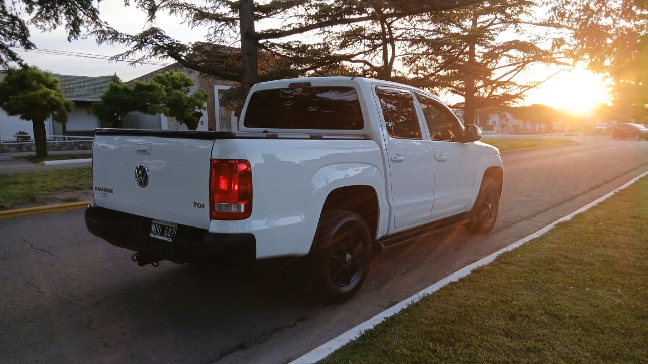 Mira esta publicación de Volkswagen Amarok 2013 en Motordil