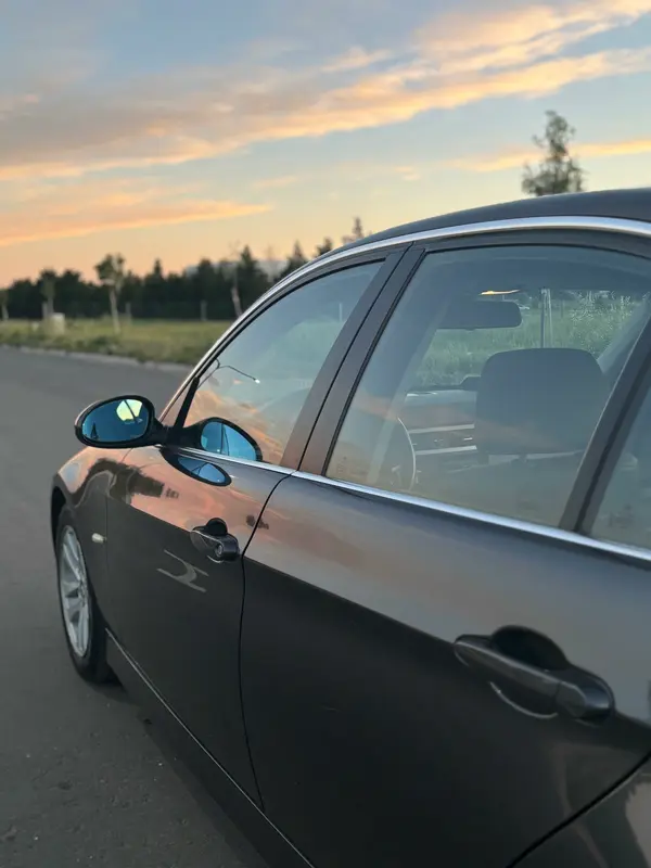 Mira esta publicación de BMW Serie 3 2008 en Motordil