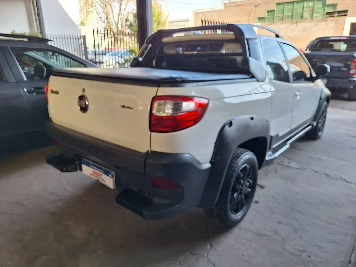 Mira esta publicación de Fiat Strada 2017 en Motordil