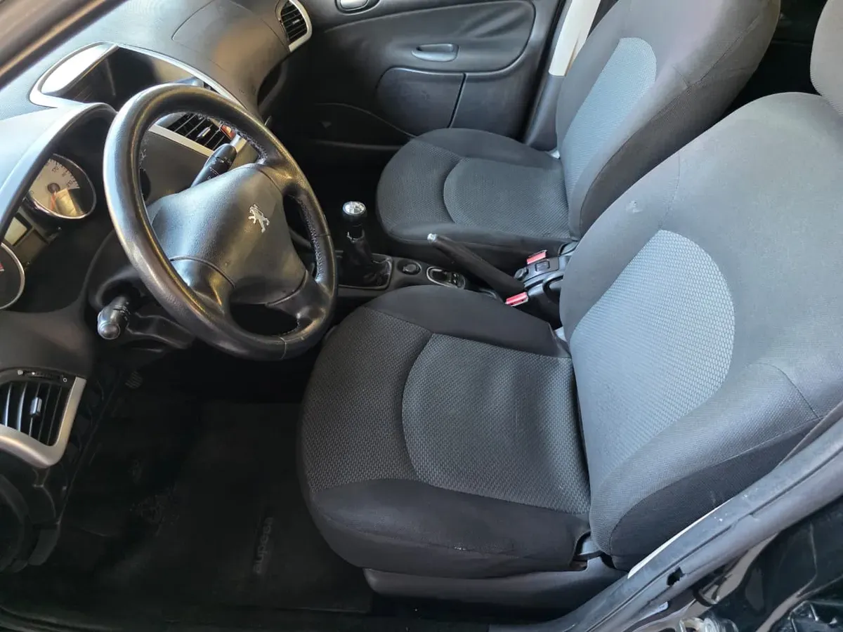 Mira esta publicación de Peugeot 207 Compact 2011 en Motordil