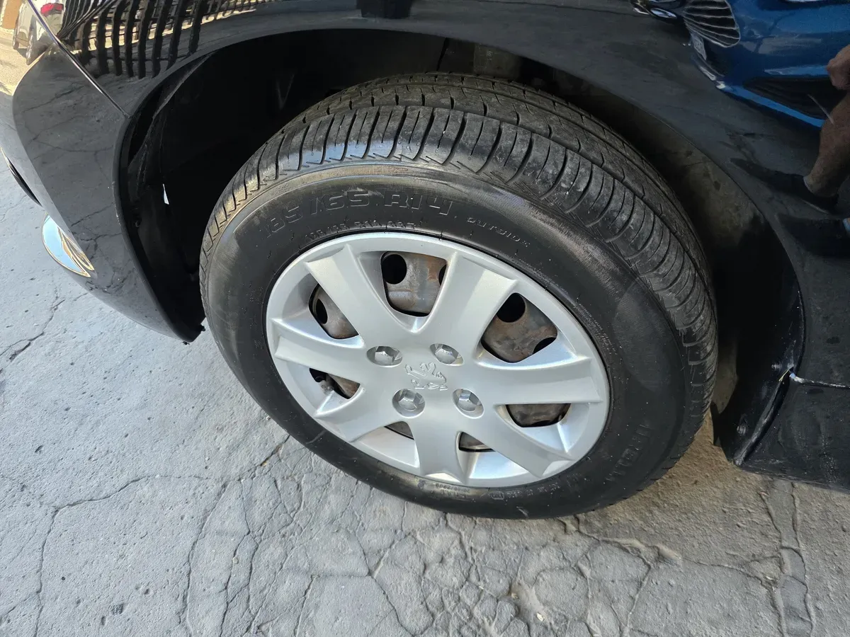 Mira esta publicación de Peugeot 207 Compact 2011 en Motordil