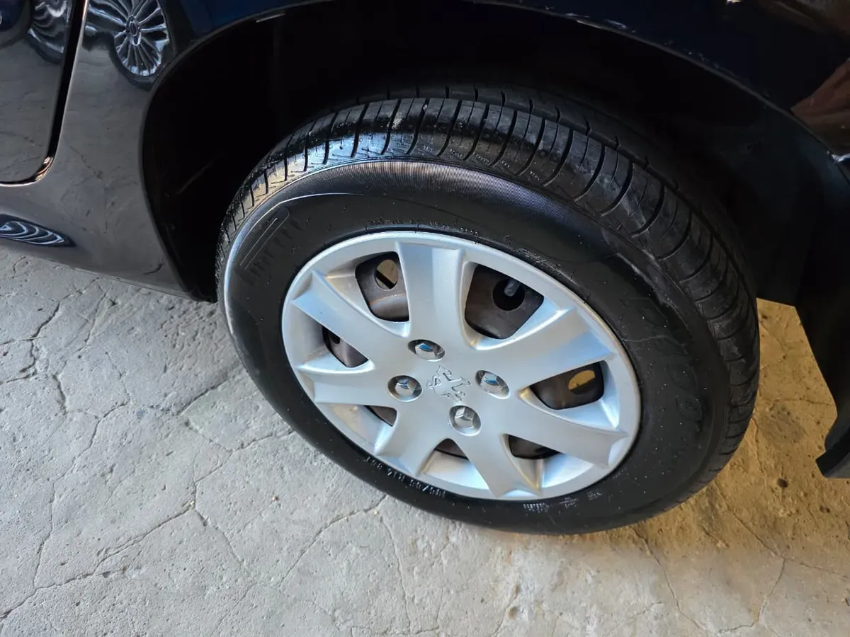 Mira esta publicación de Peugeot 207 Compact 2011 en Motordil