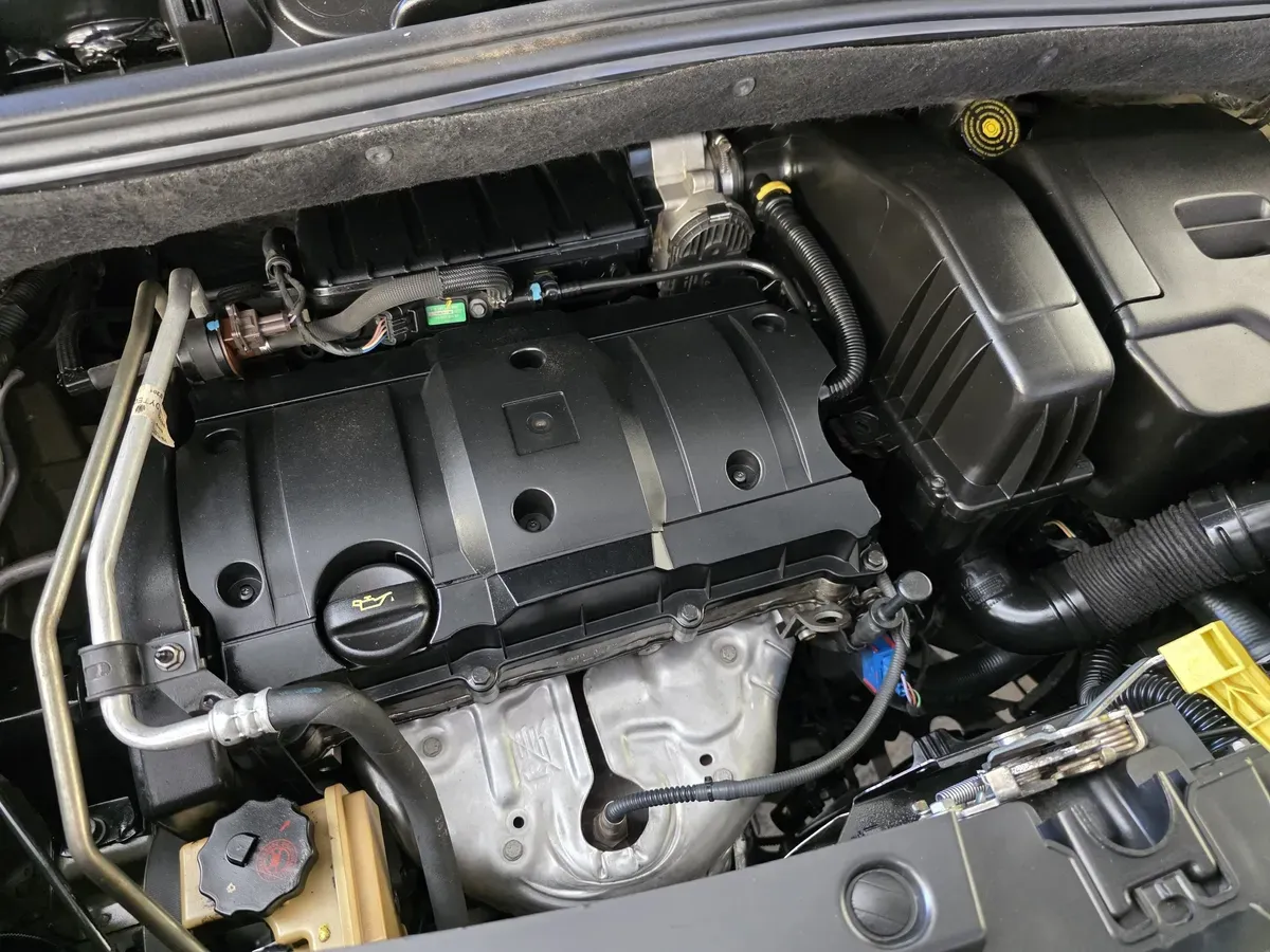 Mira esta publicación de Citroen C 3 Picasso 2012 en Motordil