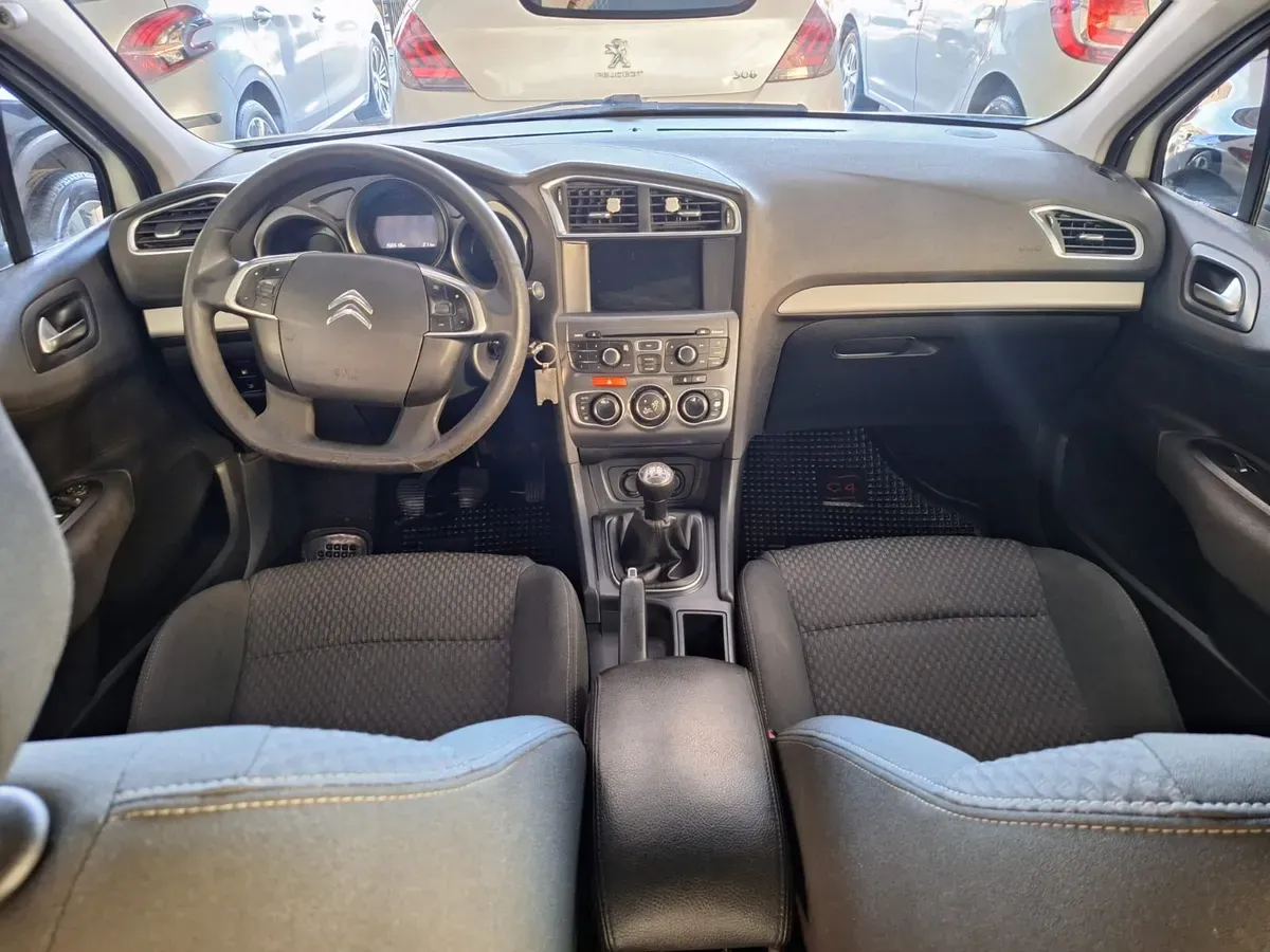 Mira esta publicación de Citroen C 4 Lounge 2015 en Motordil