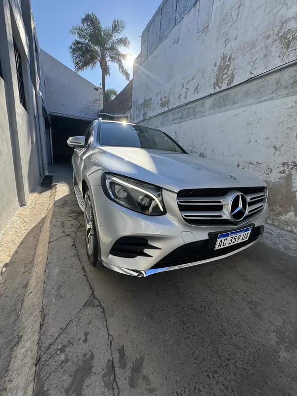 Mira esta publicación de Mercedes Benz GLC 2018 en Motordil