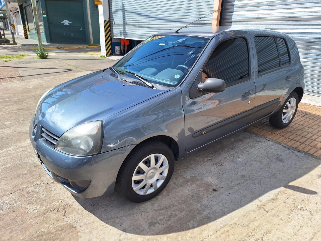 Mira esta publicación de Renault Clio 2 2012 en Motordil