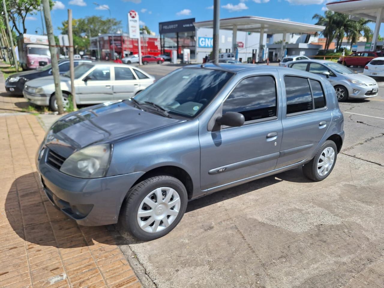 Mira esta publicación de Renault Clio 2 2012 en Motordil