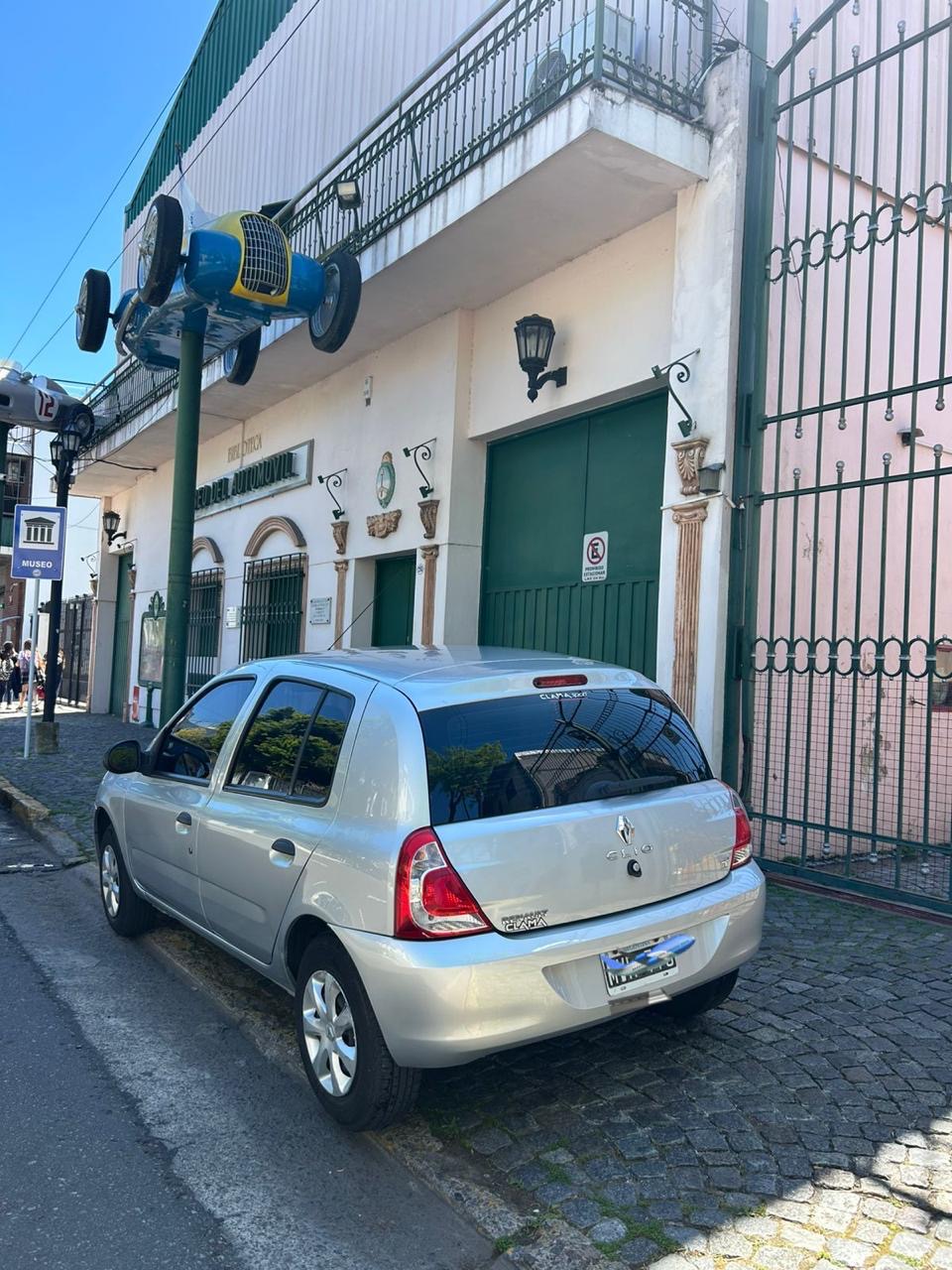 Mira esta publicación de Renault Clio Mio 2013 en Motordil