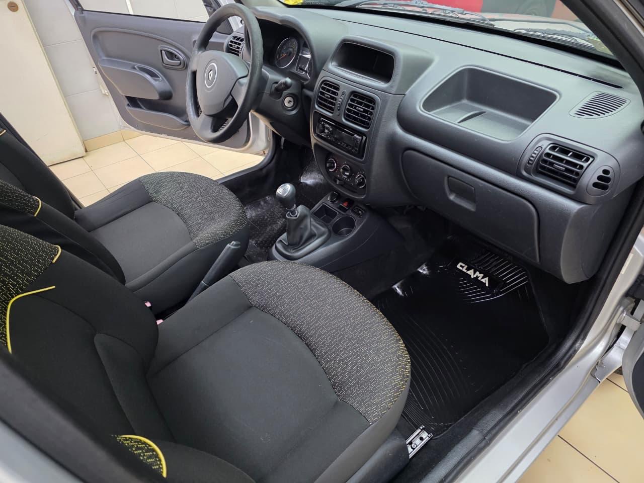 Mira esta publicación de Renault Clio Mio 2013 en Motordil