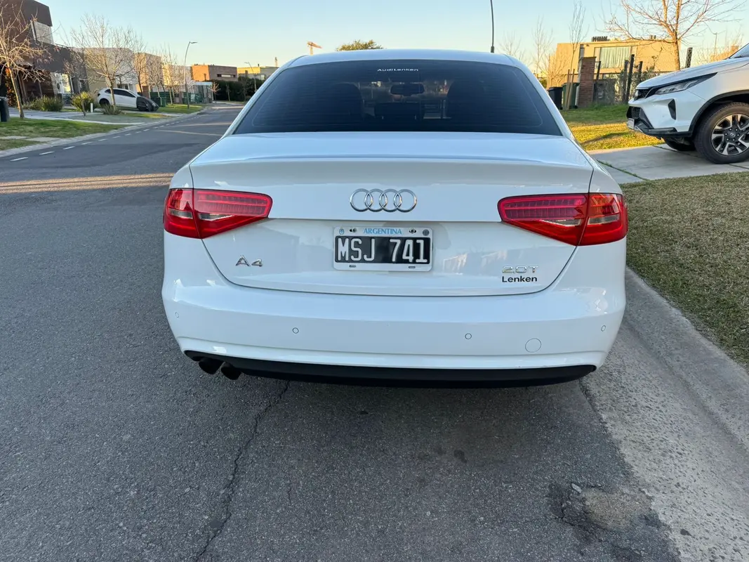 Mira esta publicación de Audi A4 2013 en Motordil