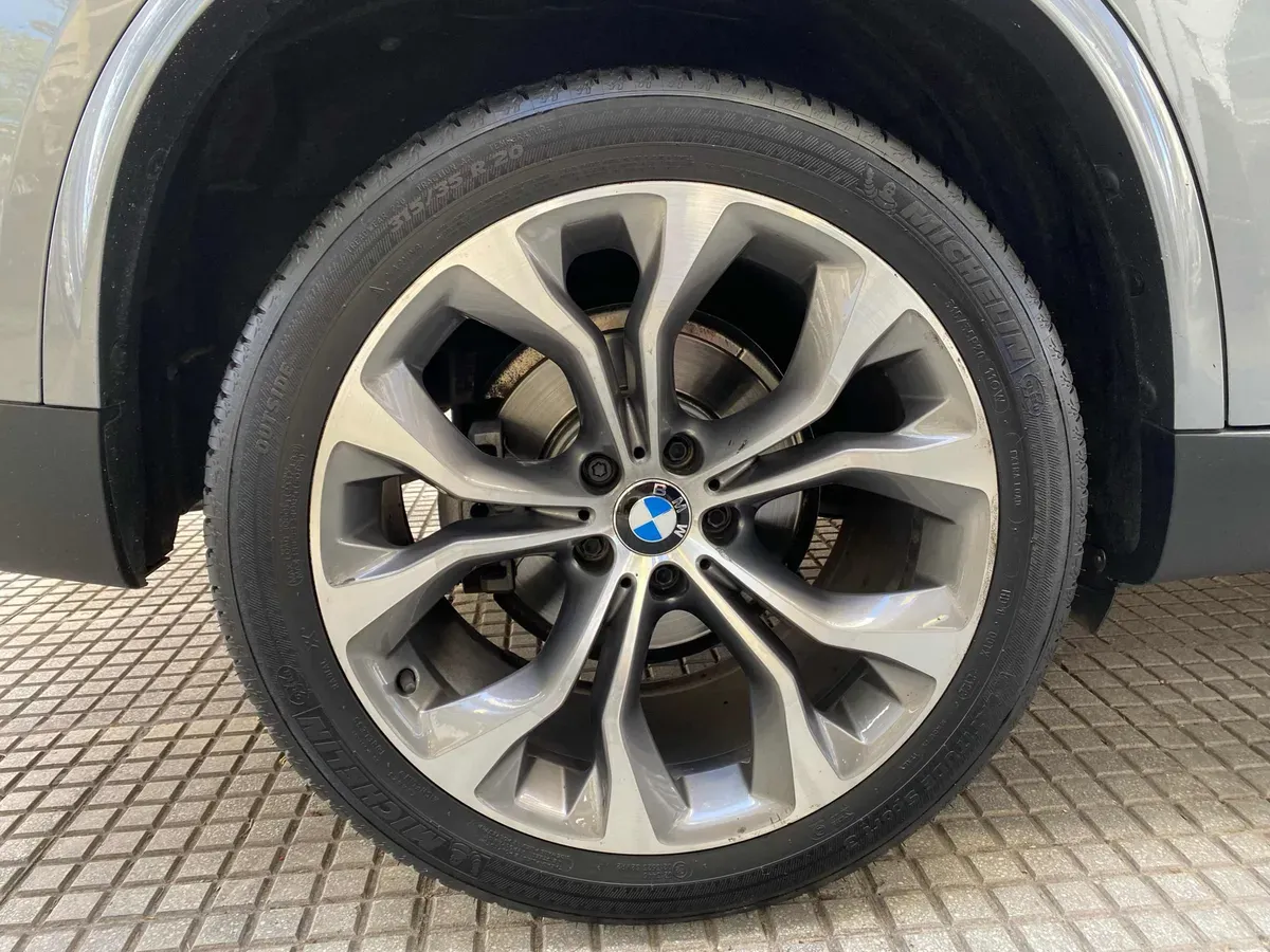 Mirá esta publicación de BMW X5