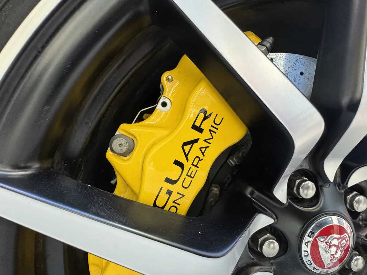 Mirá esta publicación de Jaguar F Type