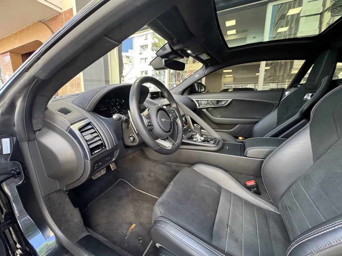 Mirá esta publicación de Jaguar F Type