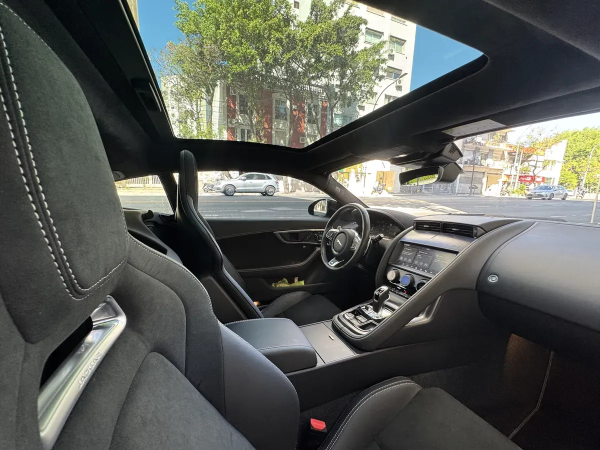 Mirá esta publicación de Jaguar F Type