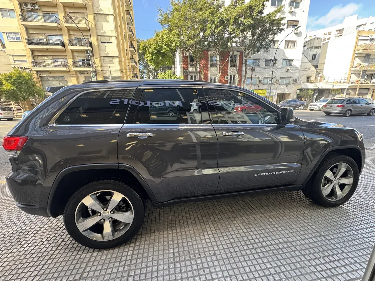 Mirá esta publicación de Jeep Grand Cherokee