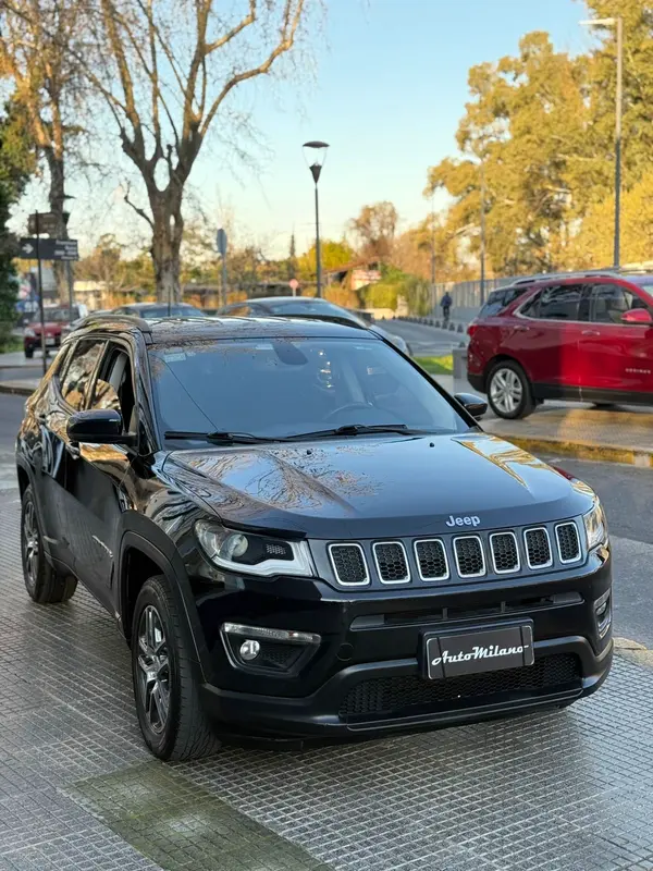 Mira esta publicación de Jeep Compass 2019 en Motordil