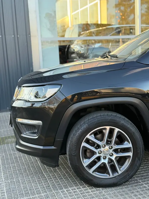 Mira esta publicación de Jeep Compass 2019 en Motordil