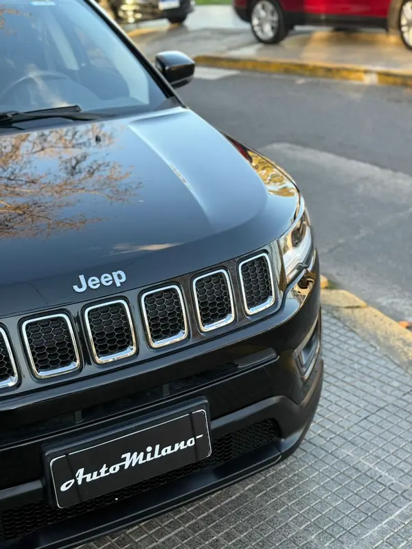 Mira esta publicación de Jeep Compass 2019 en Motordil