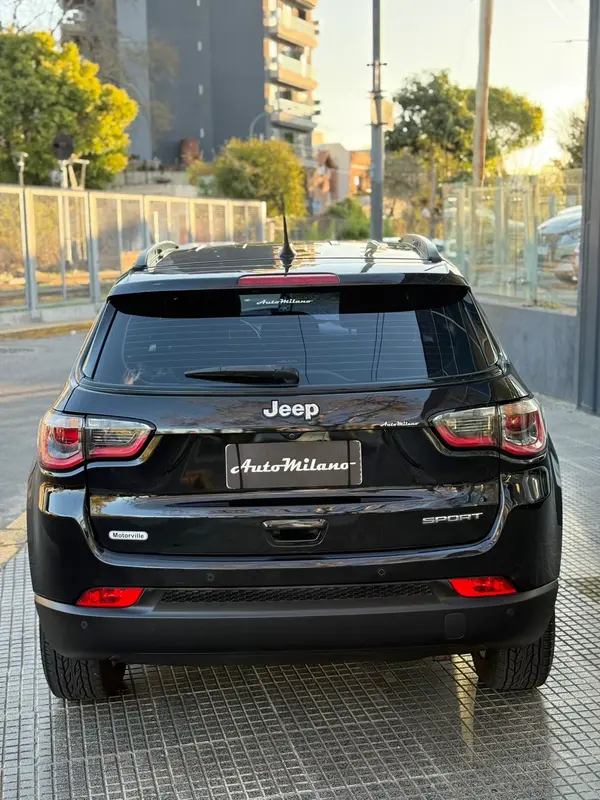 Mirá esta publicación de Jeep Compass