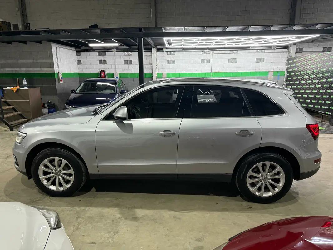 Mira esta publicación de Audi Q5 2017 en Motordil