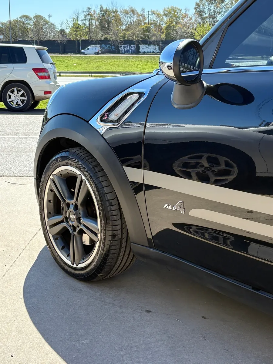 Mira esta publicación de Mini Paceman 2014 en Motordil