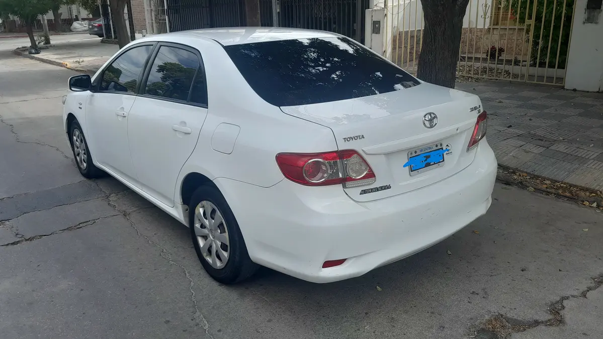 Mira esta publicación de Toyota Corolla 2013 en Motordil