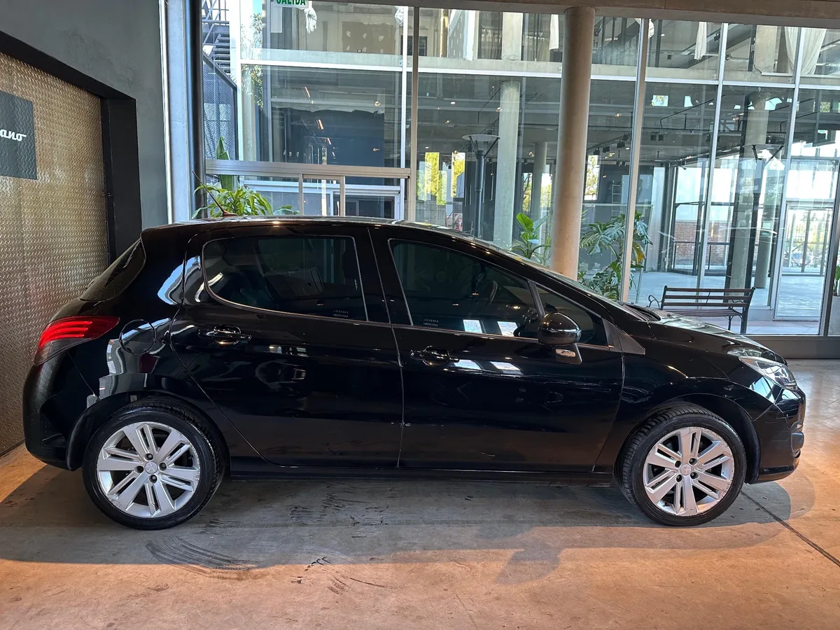 Mira esta publicación de Peugeot 308 2020 en Motordil