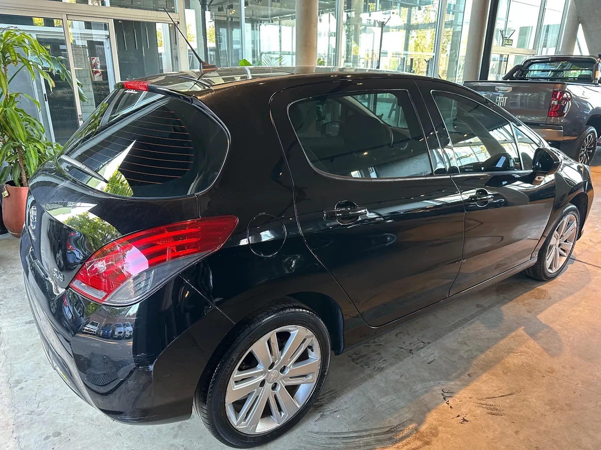 Mira esta publicación de Peugeot 308 2020 en Motordil