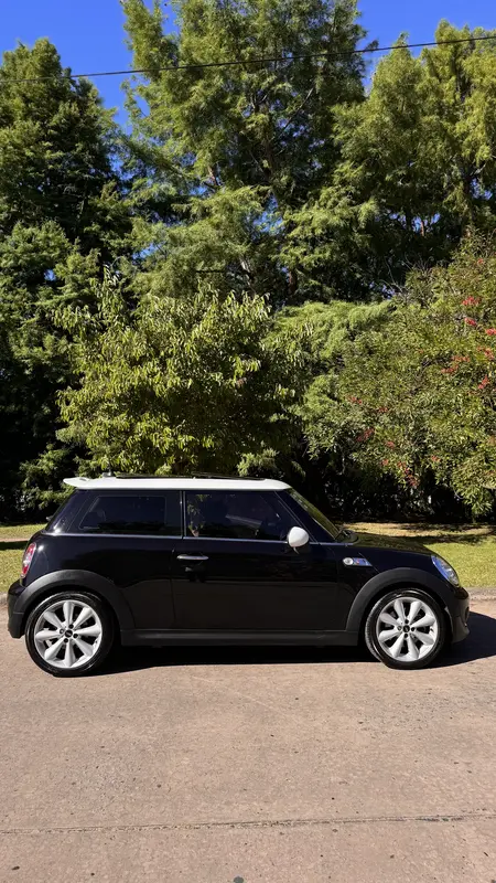 Mira esta publicación de Mini Cooper 2013 en Motordil