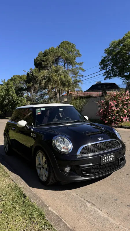 Mira esta publicación de Mini Cooper 2013 en Motordil