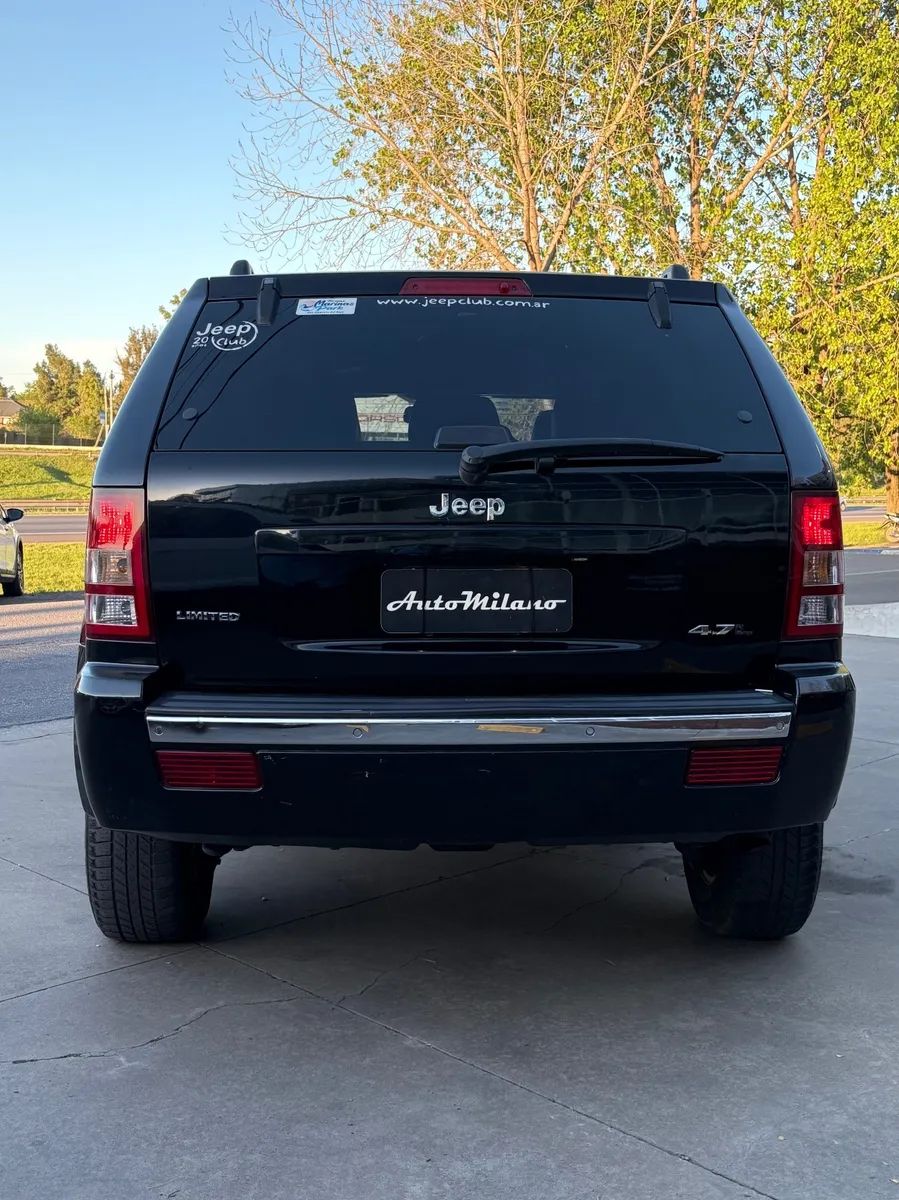 Mira esta publicación de Jeep Cherokee 2008 en Motordil