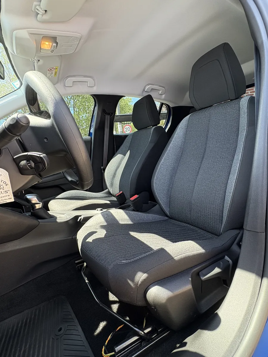 Mira esta publicación de Peugeot 208 2025 en Motordil