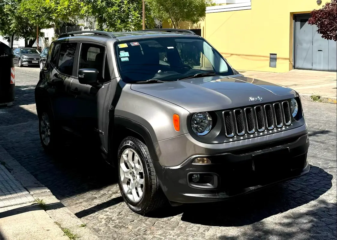 Mirá esta publicación de Jeep Renegade
