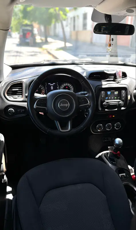 Mirá esta publicación de Jeep Renegade