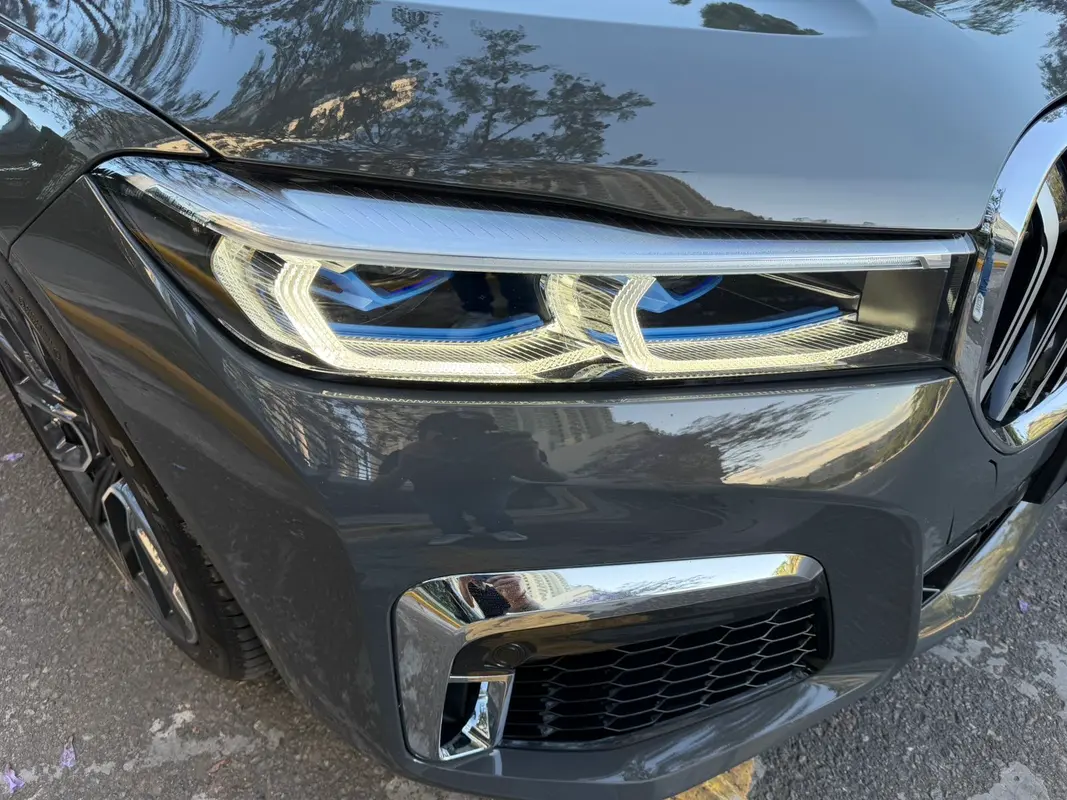 Mira esta publicación de BMW Serie 7 2019 en Motordil