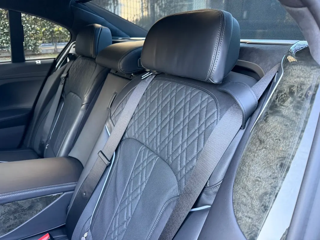 Mirá esta publicación de BMW Serie 7