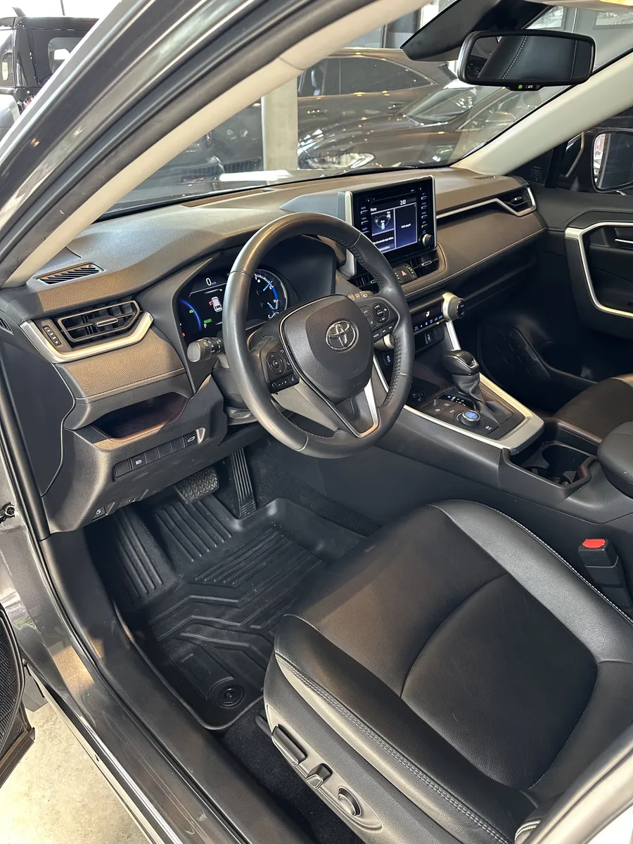 Mira esta publicación de Toyota RAV4 2022 en Motordil