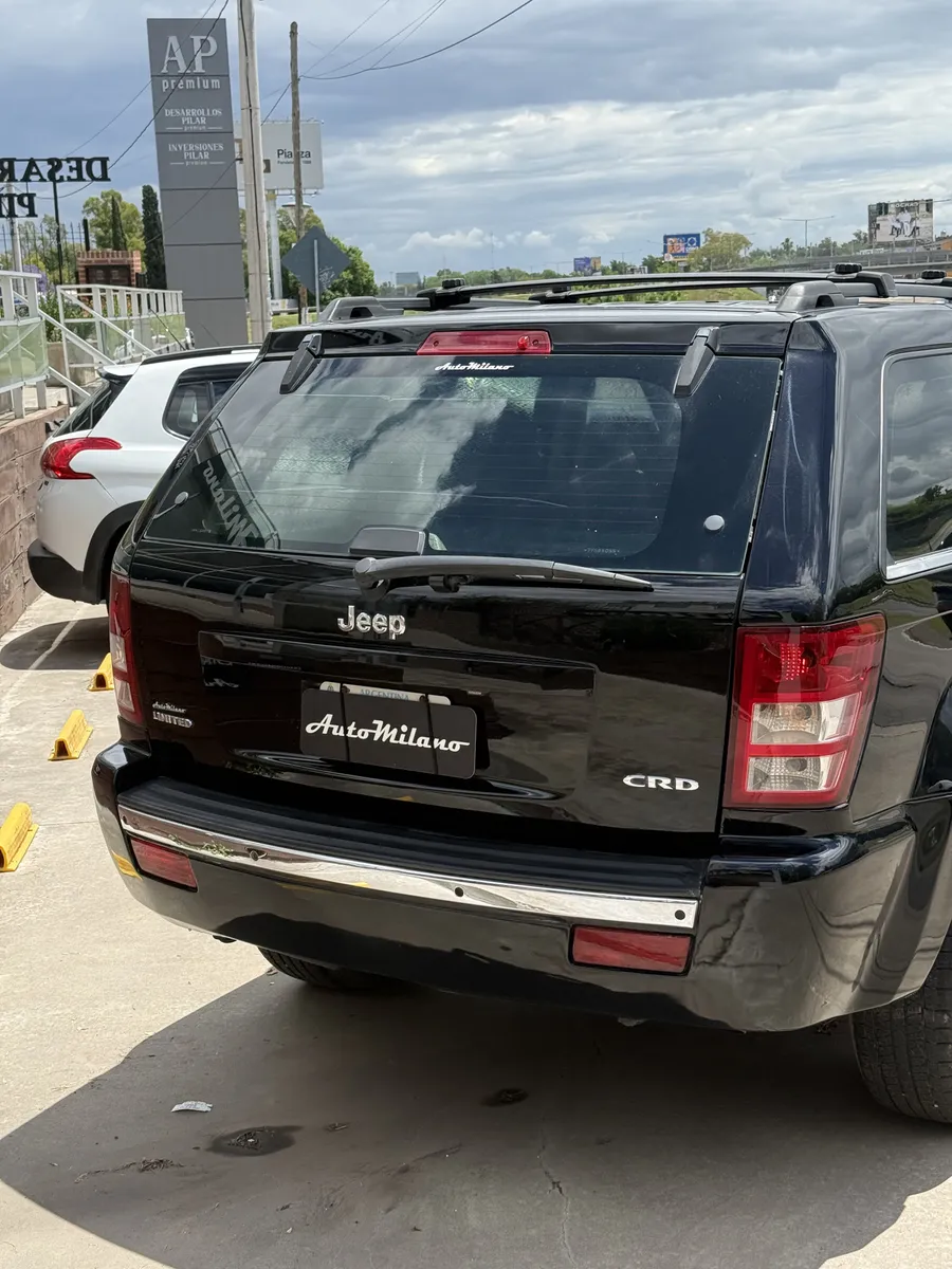 Mira esta publicación de Jeep Cherokee 2007 en Motordil