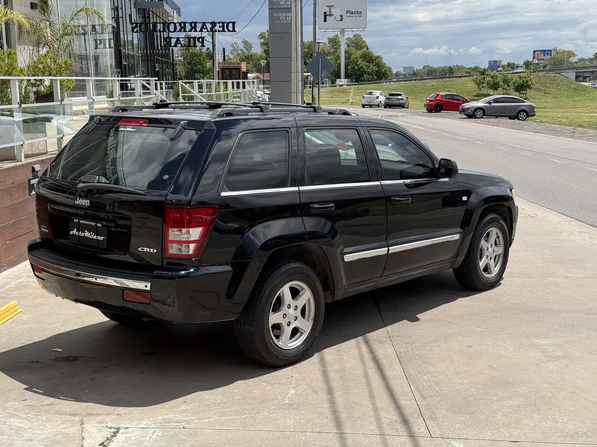 Mira esta publicación de Jeep Cherokee 2007 en Motordil