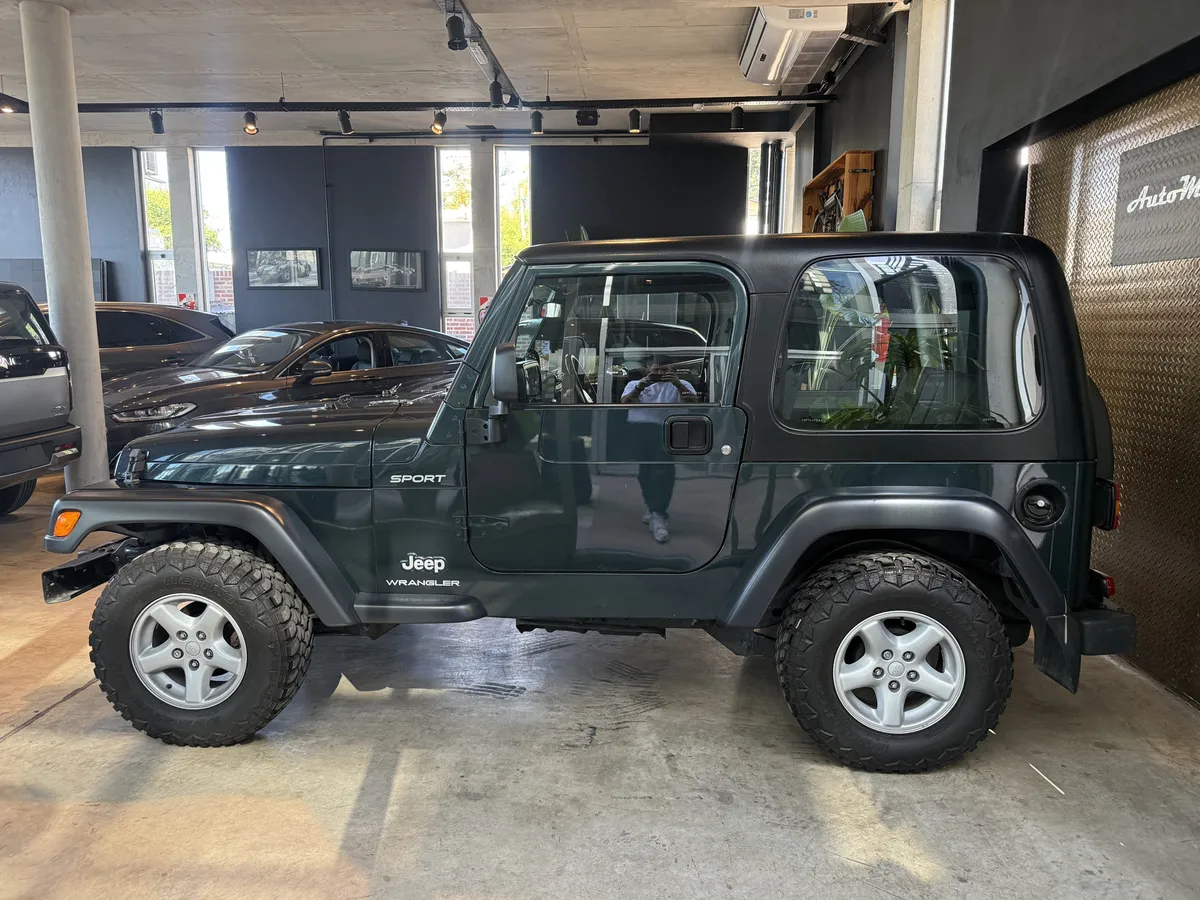 Mira esta publicación de Jeep Wrangler 2006 en Motordil