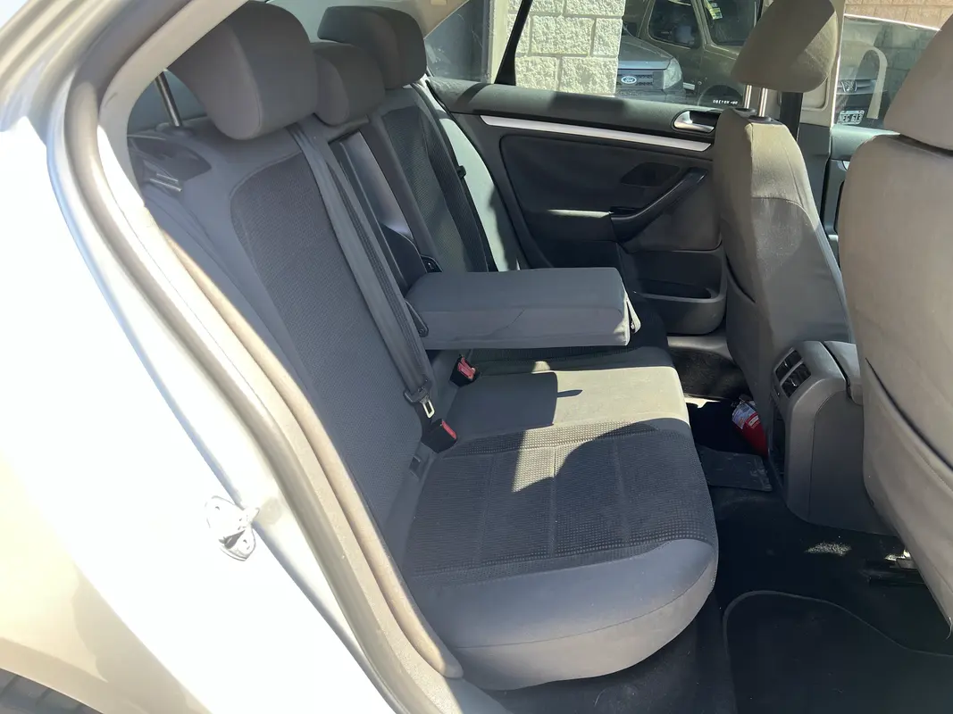 Mira esta publicación de Volkswagen Vento 2008 en Motordil