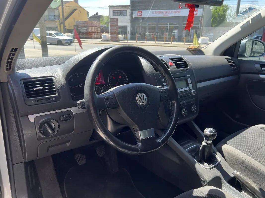 Mira esta publicación de Volkswagen Vento 2008 en Motordil