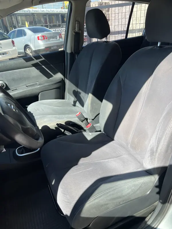 Mira esta publicación de Nissan Tiida 2008 en Motordil